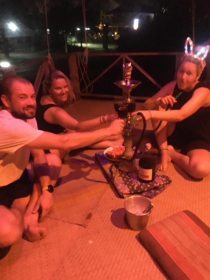 The Lazy Bar And Guesthouse ク ラビ エクステリア 写真
